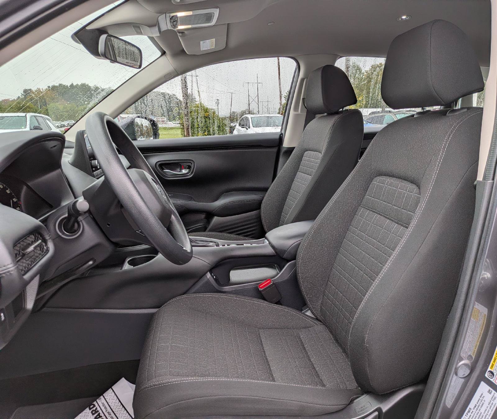 Used 2024 Honda HR-V LX image 13