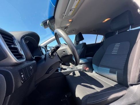 Used 2018 Kia Sportage LX w/ LX Popular Package AWD/4WD image 14