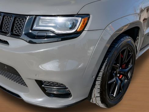 Used 2020 Jeep Grand Cherokee SRT AWD/4WD image 18