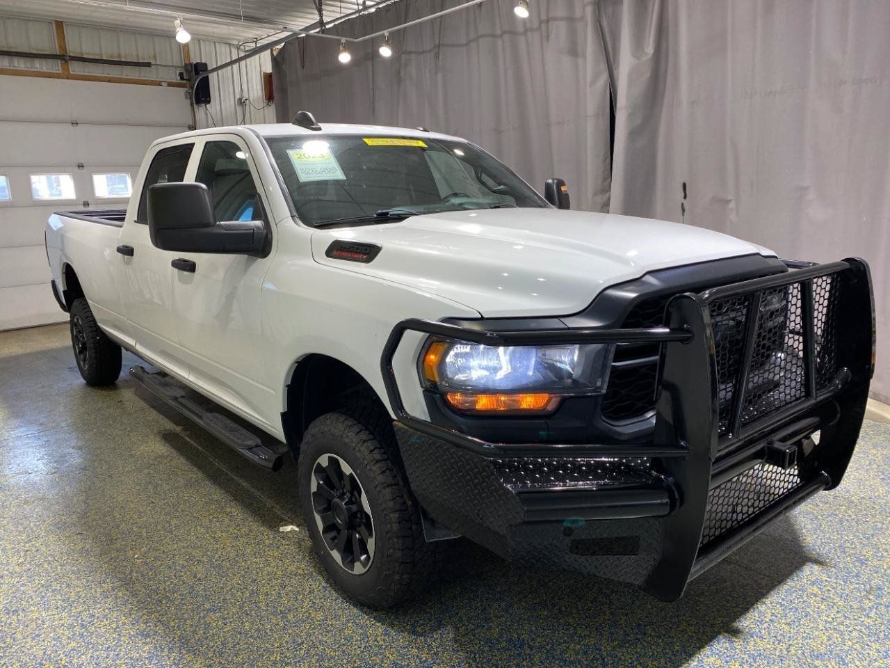Used 2023 RAM 2500 Tradesman AWD/4WD image 5