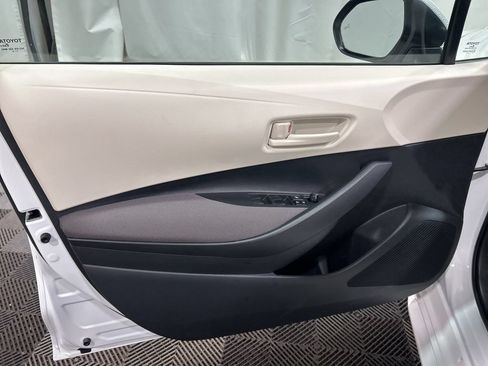 Used 2026 Toyota Corolla LE FWD image 18
