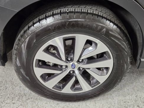 Certified 2025 Subaru Outback Premium AWD/4WD image 11