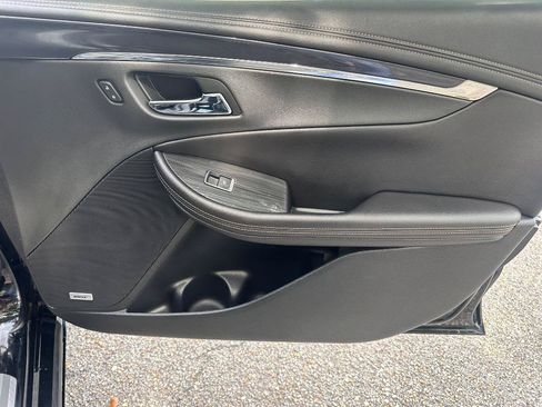 Used 2019 Chevrolet Impala Premier FWD image 23