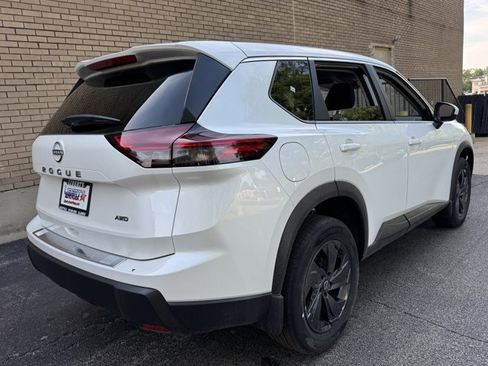 New 2026 Nissan Rogue SV AWD/4WD image 20