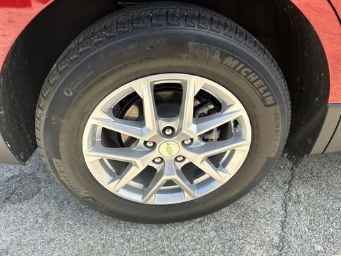 Used 2024 Chevrolet Equinox LT w/ LPO, Floor Liner Package FWD image 46
