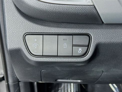 Certified 2026 Kia Seltos LX AWD/4WD image 10