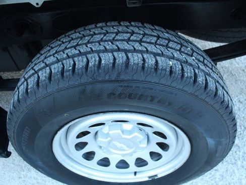 Used 2021 Chevrolet Silverado 1500 W/T w/ WT Value Package RWD image 9