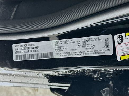 New 2026 RAM 1500 Express AWD/4WD image 19