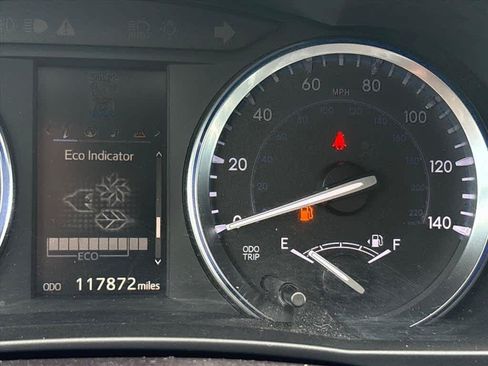 Used 2016 Toyota Highlander XLE FWD image 11