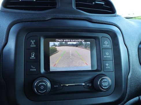 Used 2018 Jeep Renegade Sport w/ Power & Air Group AWD/4WD image 17