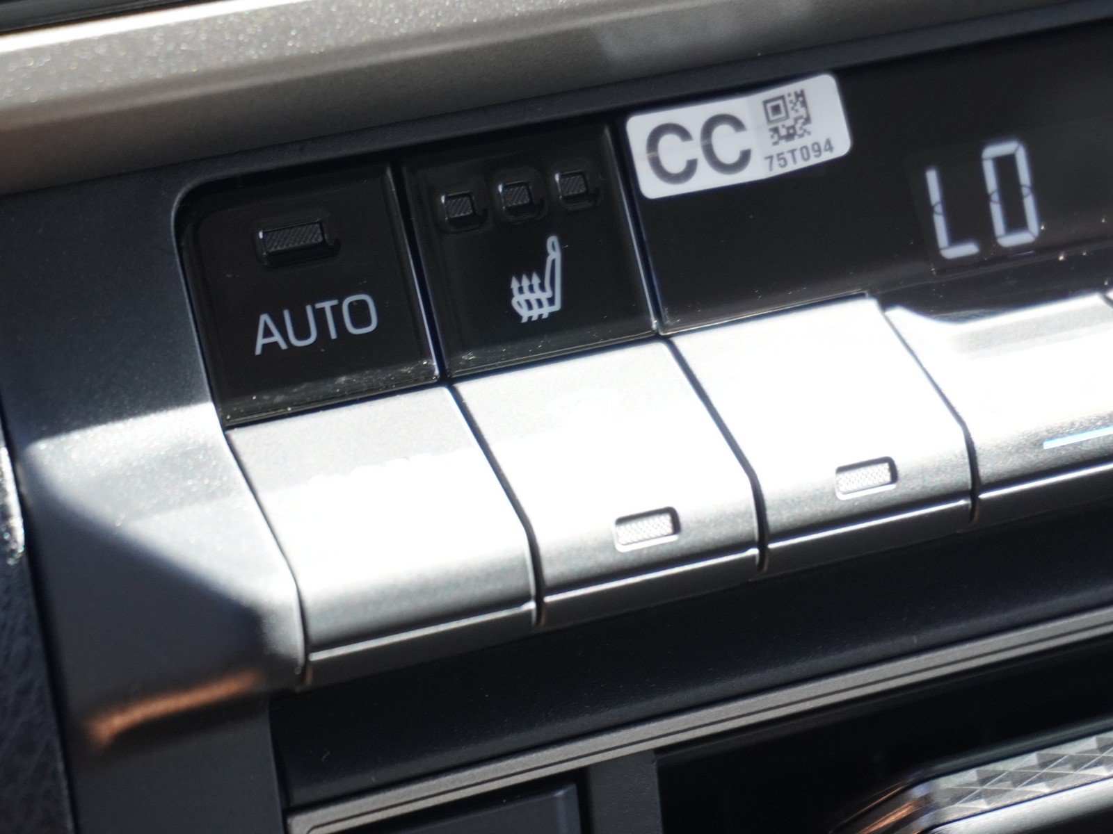 Used 2026 Toyota Camry XLE FWD image 24