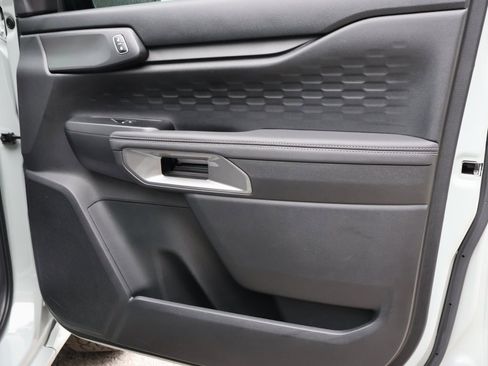 Used 2024 Ford Ranger XLT w/ Equipment Group 301A High image 8