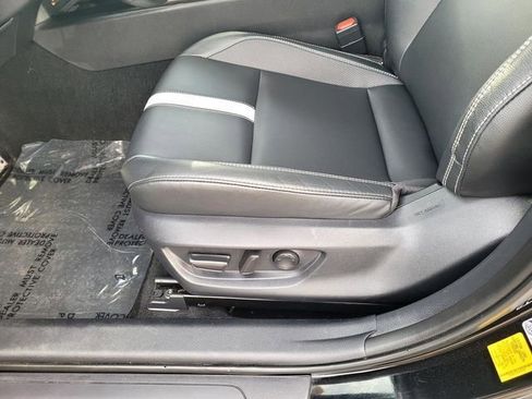 Certified 2025 Toyota Camry SE image 17