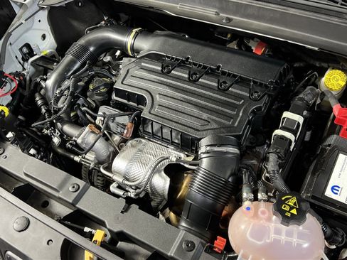 Used 2023 Jeep Renegade Trailhawk image 26