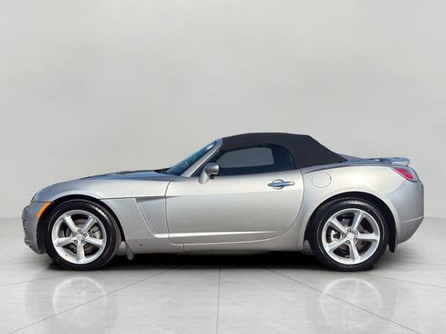 Used 2009 Saturn Sky RWD image 11