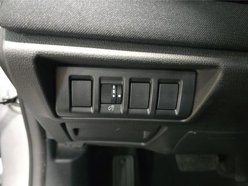 Used 2023 Subaru Outback Premium image 26