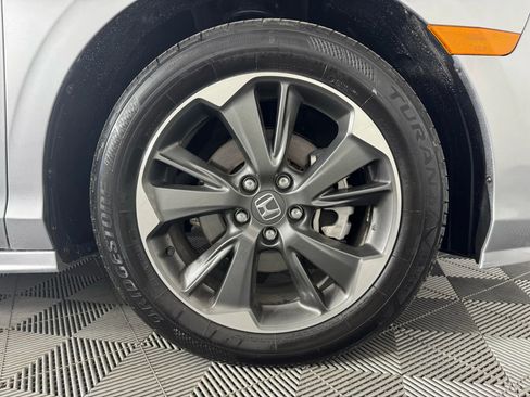 Used 2024 Honda Odyssey Elite image 52