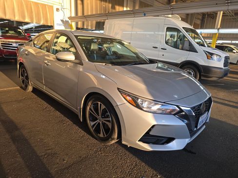 Used 2020 Nissan Sentra SV FWD image 4