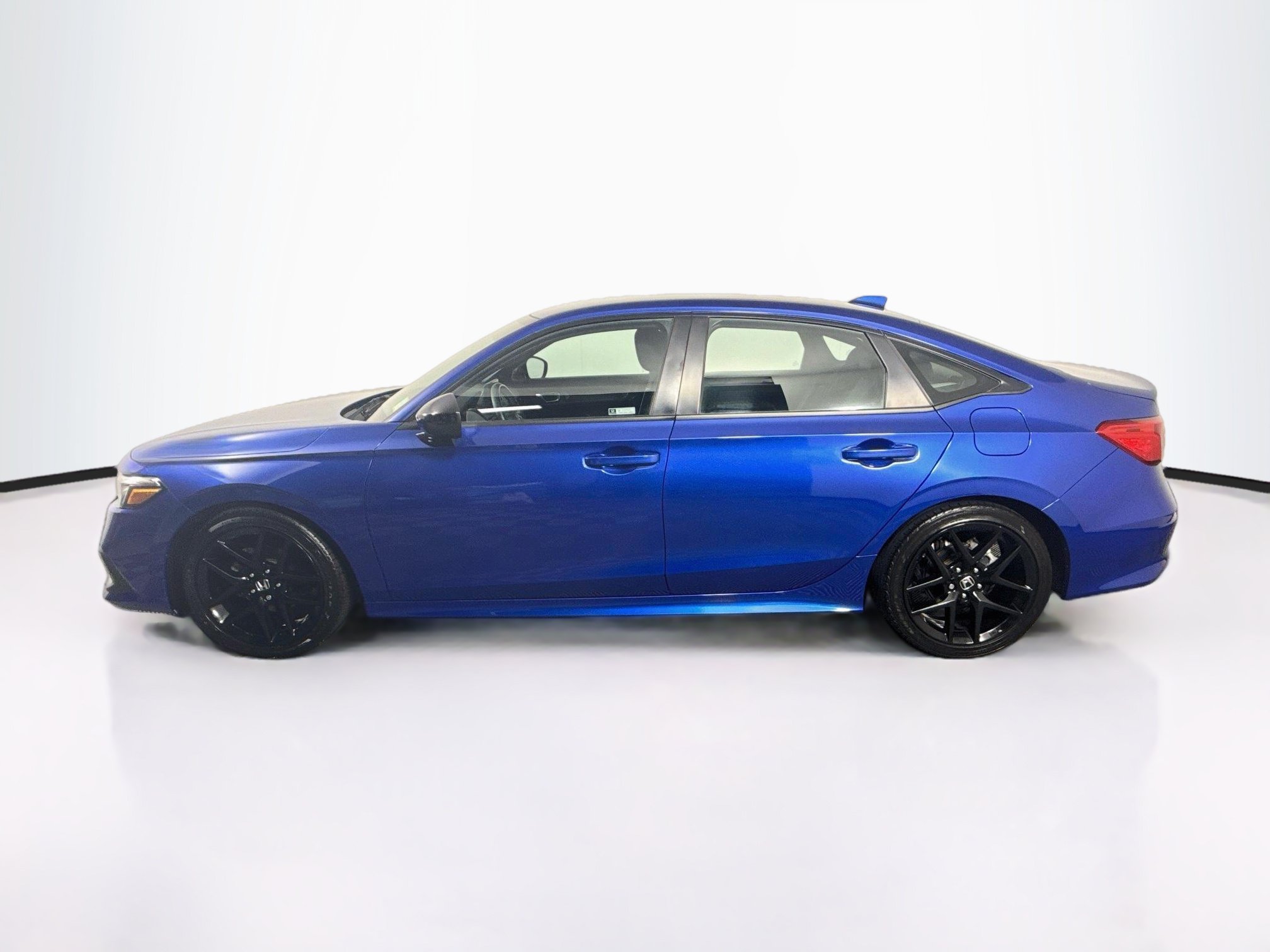 Used 2024 Honda Civic Sport image 4