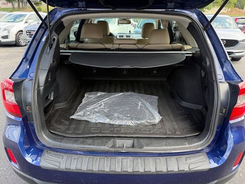 Used 2017 Subaru Outback 2.5i Limited w/ Popular Package #5 AWD/4WD image 31