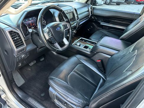 Used 2019 Ford Expedition Platinum image 15