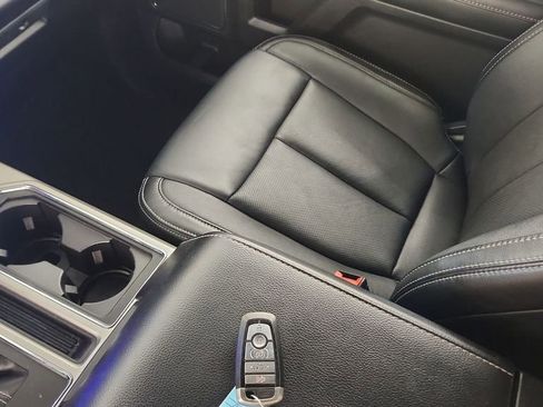 Used 2019 Ford F150 Lariat w/ Equipment Group 502A Luxury AWD/4WD image 19