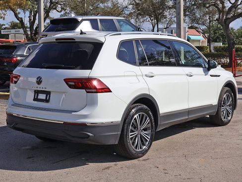 Used 2024 Volkswagen Tiguan Wolfsburg Edition image 11