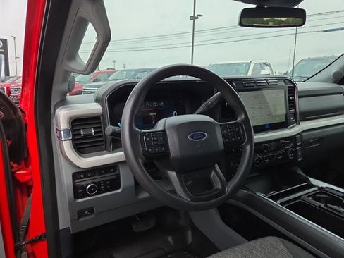 Used 2023 Ford F250 XLT w/ XLT Premium Package AWD/4WD image 8