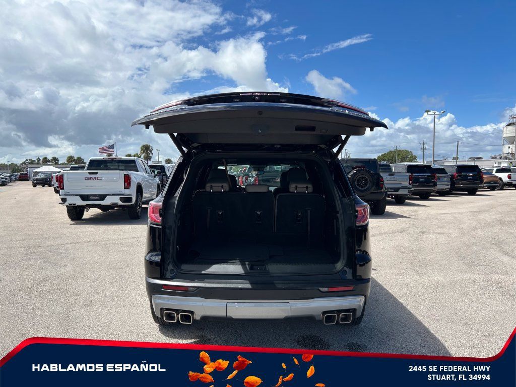 Used 2026 GMC Acadia Elevation w/ Elevation Premium Package FWD image 17