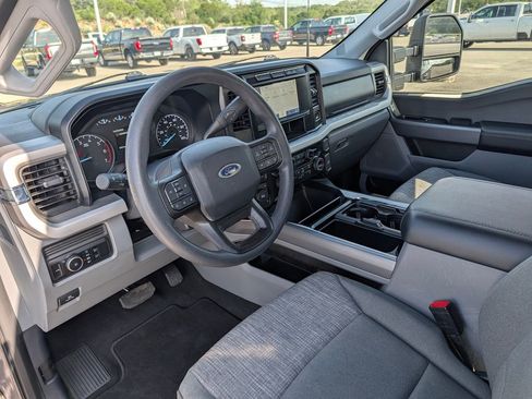 Certified 2023 Ford F250 XLT w/ FX4 Off-Road Package AWD/4WD image 21