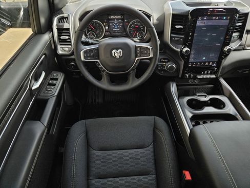 New 2026 RAM 1500 4x4 Crew Cab image 9