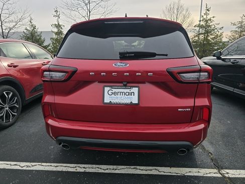 Used 2023 Ford Escape ST-Line image 6