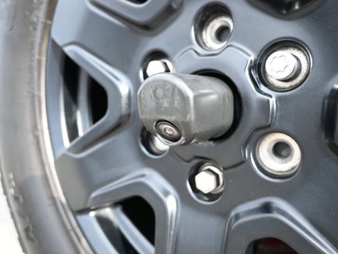 Used 2021 Ford Bronco Big Bend image 4