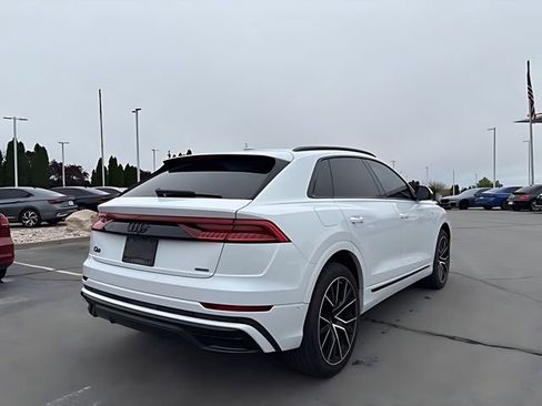 Used 2023 Audi Q8 Premium Plus w/ Premium Plus Package AWD/4WD image 4