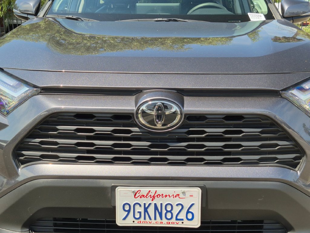 Used 2023 Toyota RAV4 XLE Premium FWD image 37