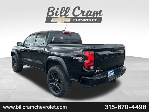 Used 2024 Chevrolet Colorado Trail Boss w/ Advanced Trailering Package image 10