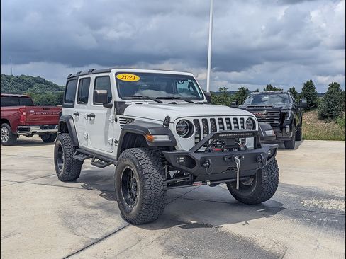 Used 2021 Jeep Wrangler Unlimited Sport AWD/4WD image 5
