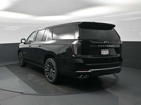 New 2026 Chevrolet Suburban High Country image 7