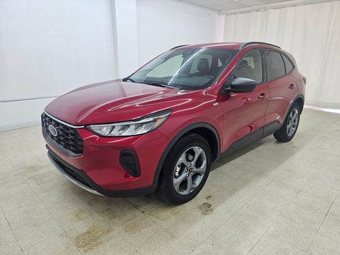 Used 2025 Ford Escape ST-Line AWD/4WD image 1