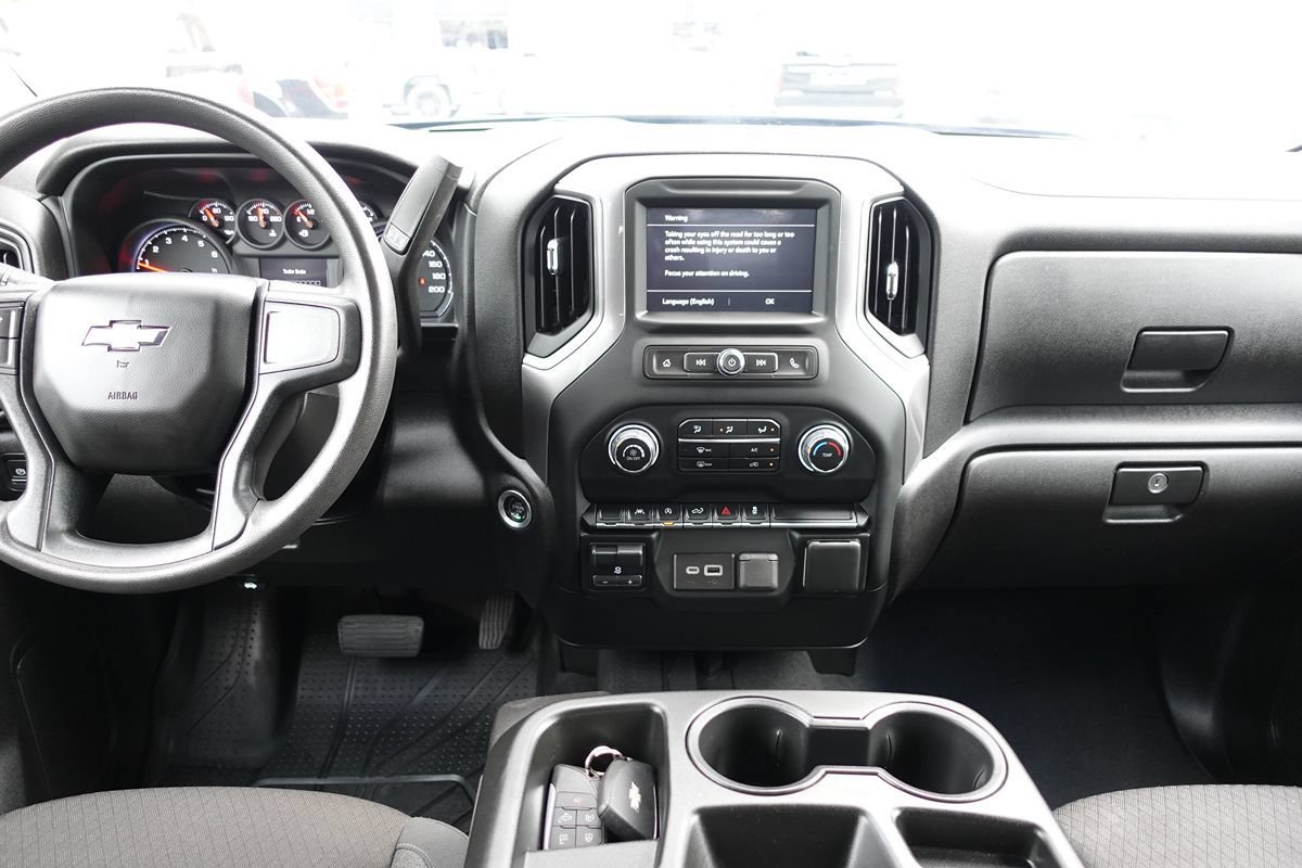 Used 2024 Chevrolet Silverado 1500 Custom AWD/4WD image 39