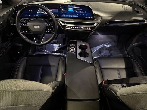 Used 2024 Cadillac Lyriq Tech image 45