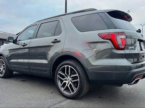 Used 2017 Ford Explorer Sport w/ Equipment Group 401A image 4