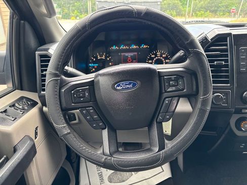 Used 2016 Ford F150 XL w/ Equipment Group 101A Mid AWD/4WD image 15