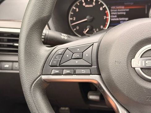Used 2024 Nissan Altima 2.5 SV FWD image 26