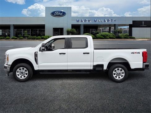 Certified 2024 Ford F250 XLT image 2