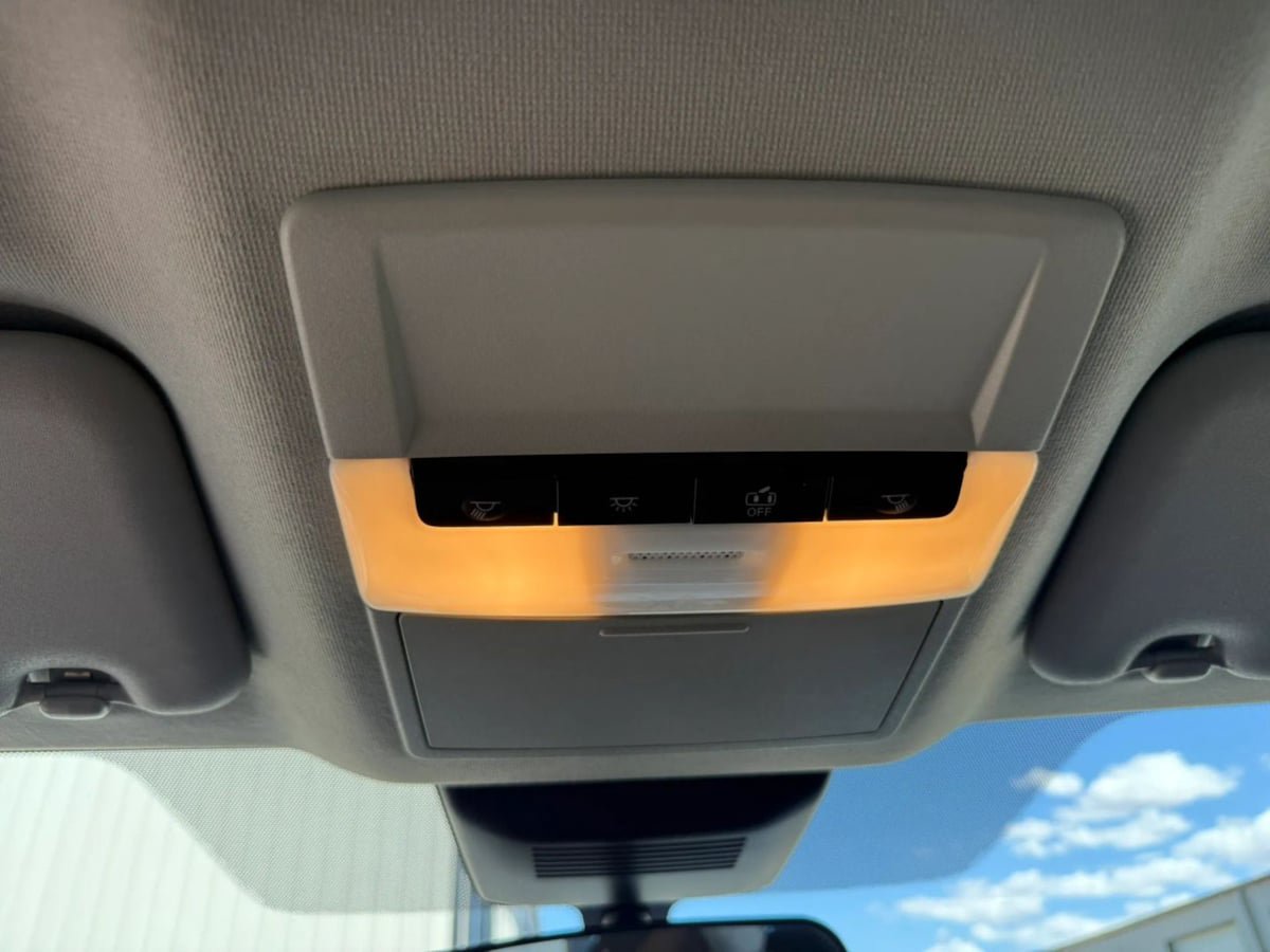 Used 2024 Nissan Sentra SV FWD image 36