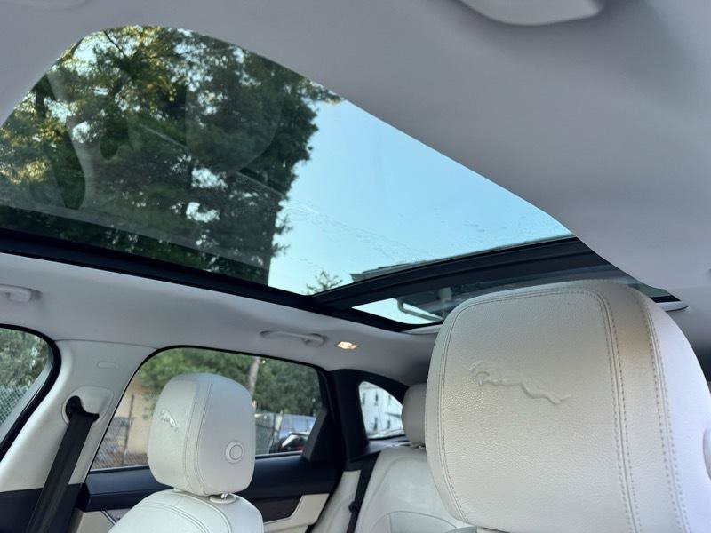 Used 2021 Jaguar F-PACE S AWD/4WD image 11