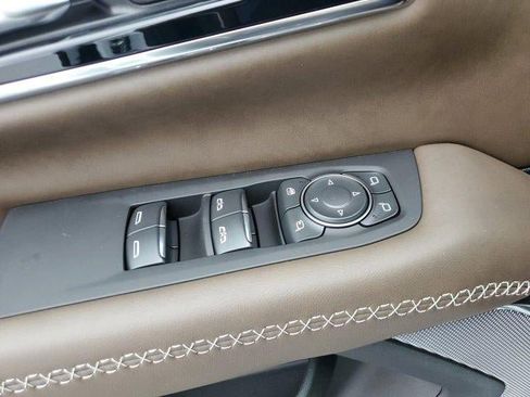 New 2026 GMC Yukon Denali Ultimate AWD/4WD image 19