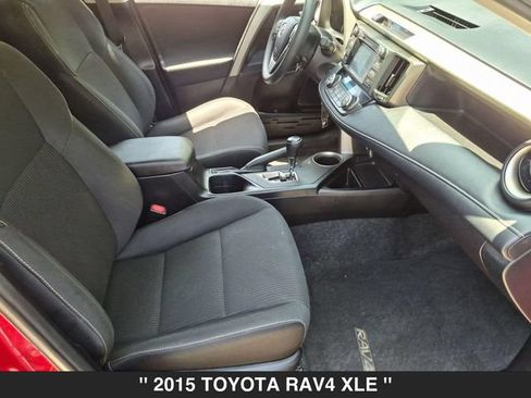 Used 2015 Toyota RAV4 XLE AWD/4WD image 32