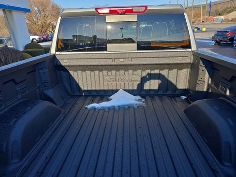 New 2026 GMC Sierra 1500 AT4X image 5